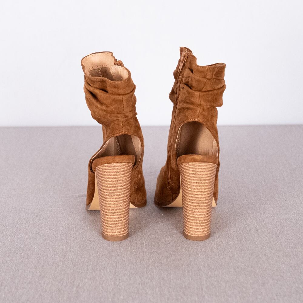 Women's Brown Faux Suede Peep Toe Heeled Zip Booties SZ 8 Festival Western Boho - Picture 5 of 8